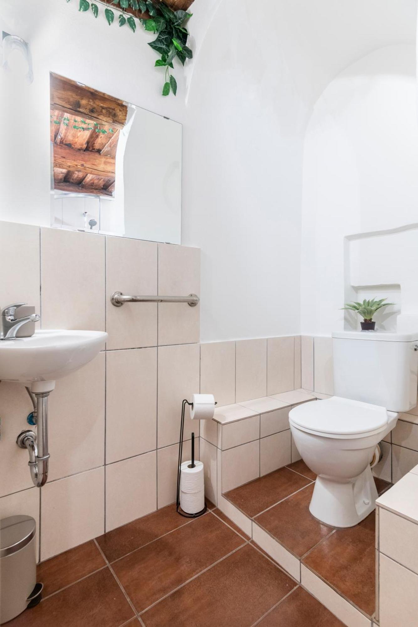 20 Seconds To Charles Bridge Apartman Prága Kültér fotó